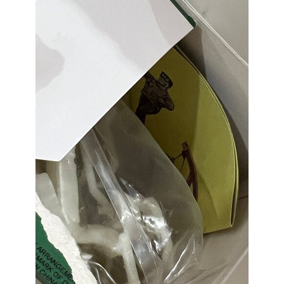 Moebius Monster Scenes Frankenstein Snap Together Model Kit Open Box - Picture 4 of 7